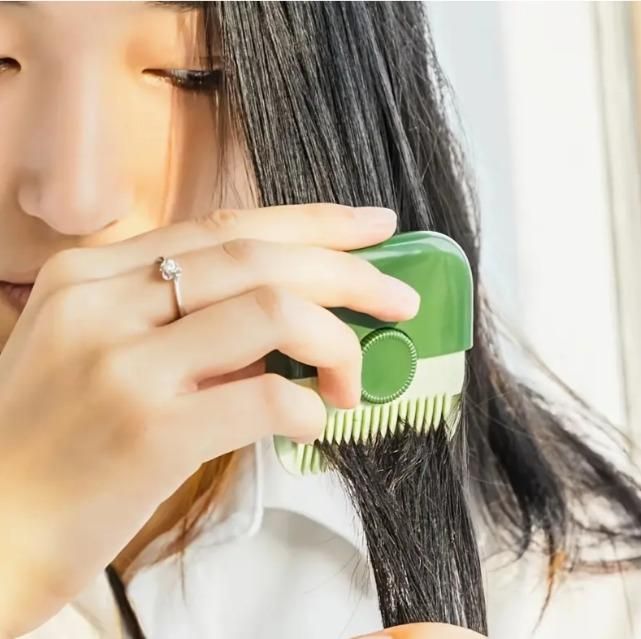 Portable Two In One Hair Clipper And Hair Comb
